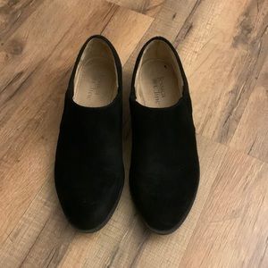 Jessica Cline Women’s Size 7 Black Suede Low Ankle Heel Bootie